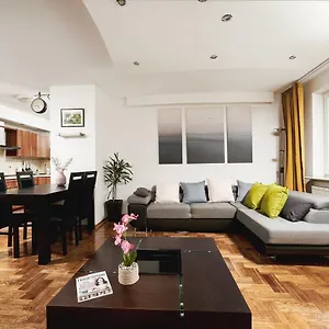 Lumina Spacious Near The Railway Station Апартаменты Варшава